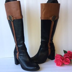 Etienne Aigner Zip Up Boots Size 7M EUC